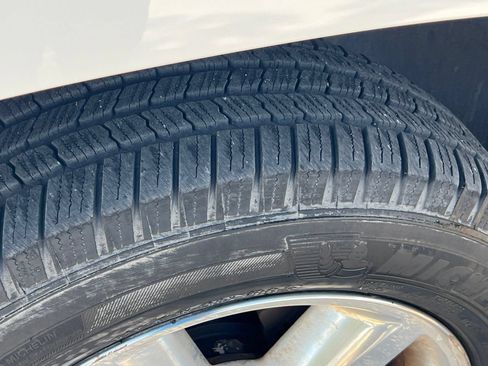Used 2014 Chevrolet Suburban LT w/ Texas Edition RWD image 25