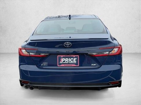 Used 2026 Toyota Camry SE image 6