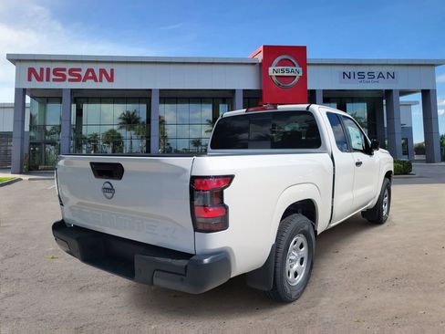 New 2026 Nissan Frontier S image 2