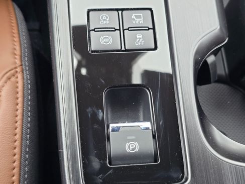 New 2026 Subaru Outback Touring AWD/4WD image 17
