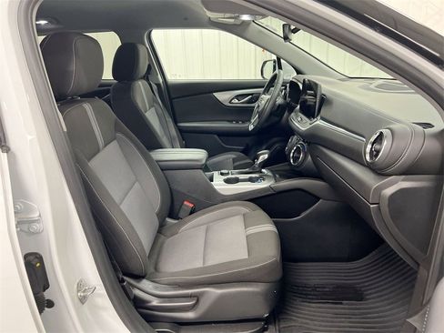 Used 2024 Chevrolet Blazer LT w/ Convenience Package image 21