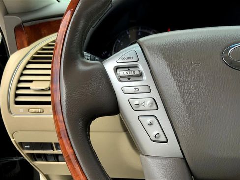 Used 2017 INFINITI QX80 4WD w/ Deluxe Technology Package image 23