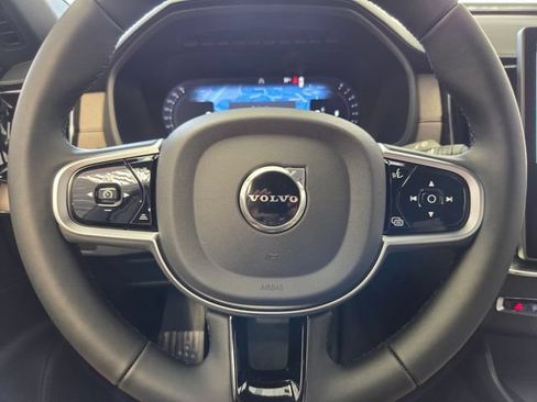 New 2026 Volvo XC90 B6 Plus w/ Protection Package Premier AWD/4WD image 23