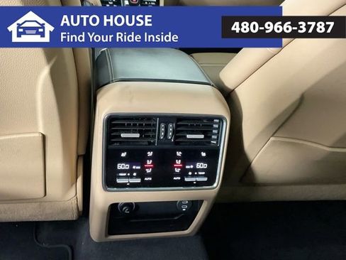 Used 2020 Porsche Cayenne S image 19