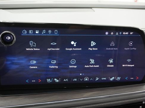 New 2026 Chevrolet Suburban Premier image 30