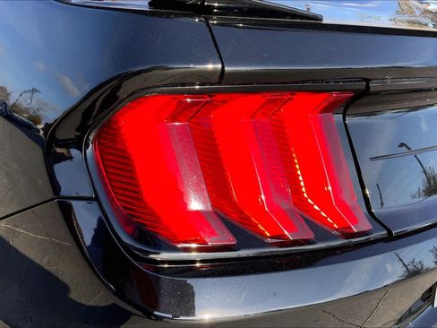 Used 2020 Ford Mustang GT Premium w/ GT Performance Package image 25