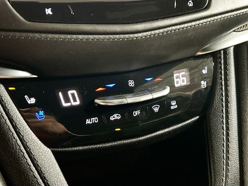 Used 2024 Cadillac XT5 Sportv w/ Platinum Package AWD/4WD image 16