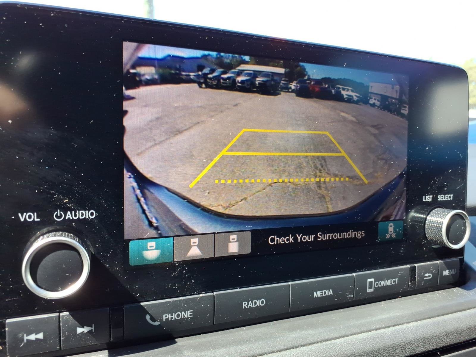 Used 2023 Honda Accord EX image 17