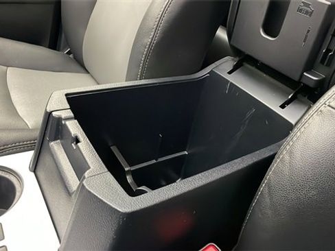 Used 2023 Toyota 4Runner SR5 Premium image 24