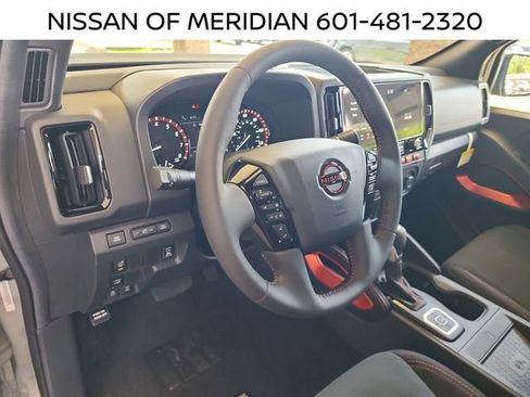 New 2026 Nissan Frontier PRO-4X w/ Pro-4x Convenience Package AWD/4WD image 10