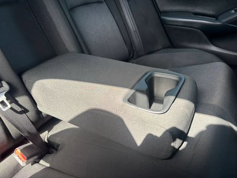 Used 2018 Honda Accord Hybrid image 49