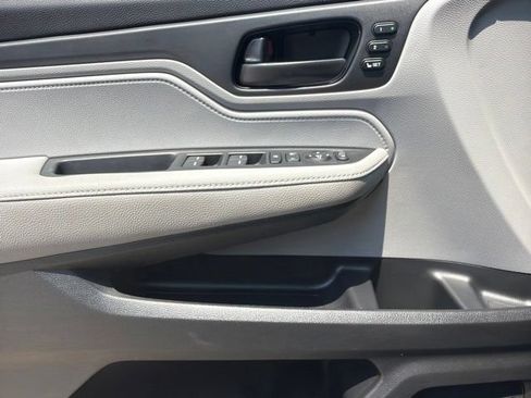 Used 2024 Honda Odyssey EX-L image 28