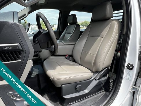 Used 2020 Ford F450 XL w/ Power Equipment Group image 3