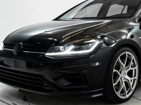 Used 2018 Volkswagen Golf 4-Door AWD/4WD image 9