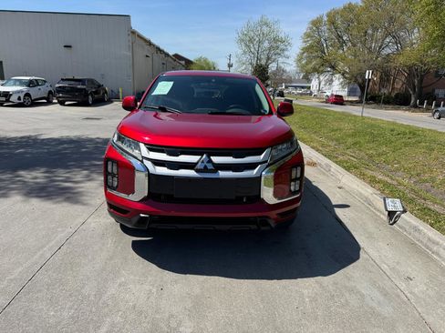 Used 2020 Mitsubishi Outlander Sport AWD image 5