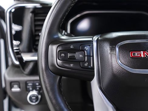 Used 2024 GMC Sierra 2500 SLT w/ SLT Convenience Package image 11