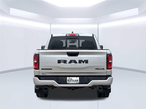 Used 2025 RAM 1500 Big Horn AWD/4WD image 6