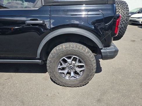 Used 2023 Ford Bronco Badlands AWD/4WD image 9