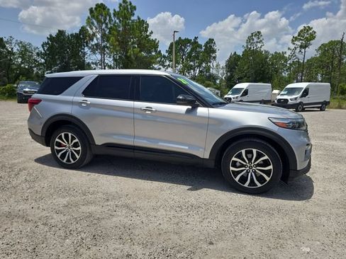 Used 2021 Ford Explorer ST AWD/4WD image 2
