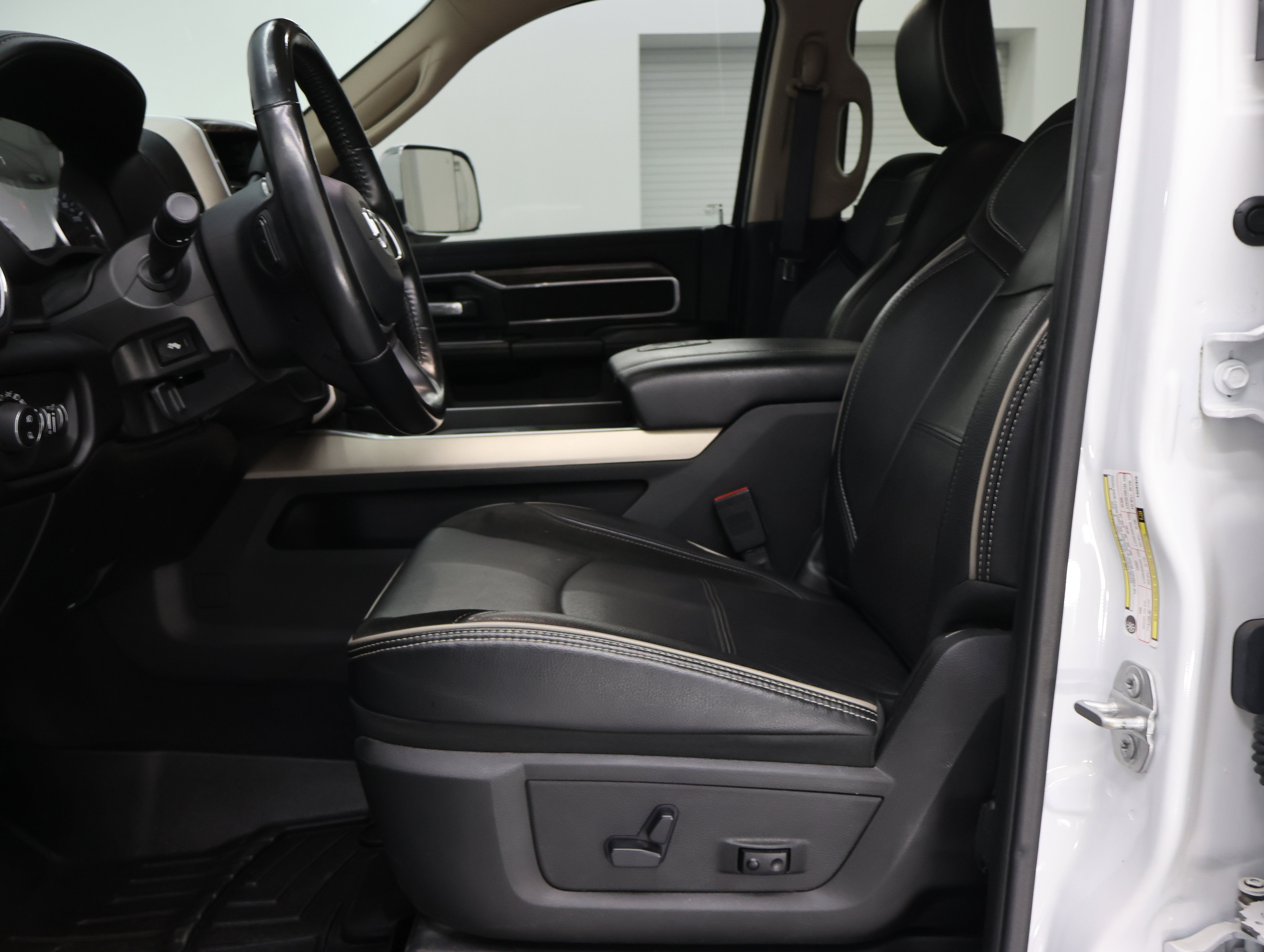 Used 2020 RAM 2500 Laramie AWD/4WD image 8
