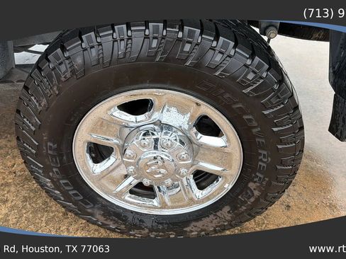 Used 2022 RAM 2500 Tradesman w/ Chrome Appearance Group AWD/4WD image 19