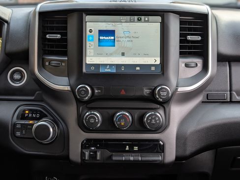 Used 2024 RAM 2500 Big Horn w/ Bed Utility Group image 25