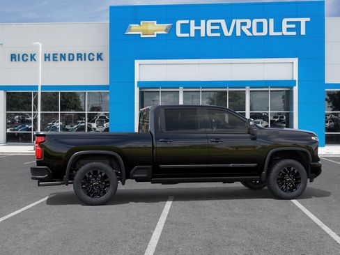 New 2026 Chevrolet Silverado 2500 High Country w/ Midnight Edition AWD/4WD image 7