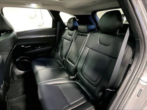 Used 2024 Hyundai Tucson Limited image 35