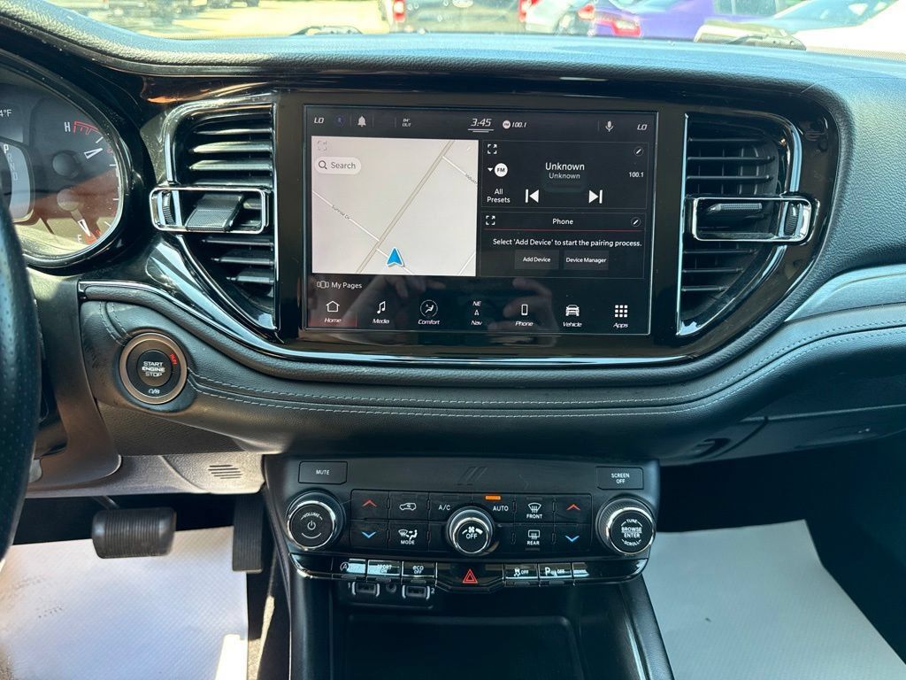 Used 2021 Dodge Durango SXT AWD/4WD image 7