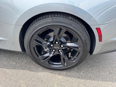 Used 2024 Chevrolet Camaro LT w/ Technology Package RWD image 28