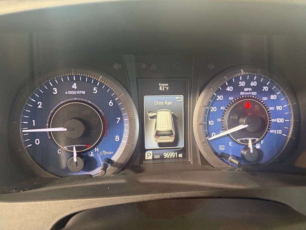 Used 2015 Toyota Sienna XLE AWD/4WD image 17