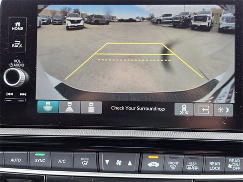 Used 2025 Honda Odyssey Elite image 14