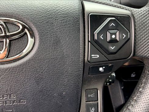 Used 2023 Toyota Tacoma TRD Sport w/ Technology Package AWD/4WD image 25