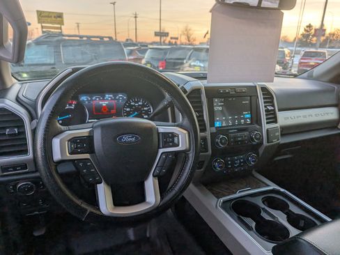 Used 2019 Ford F250 Lariat w/ Lariat Ultimate Package image 15