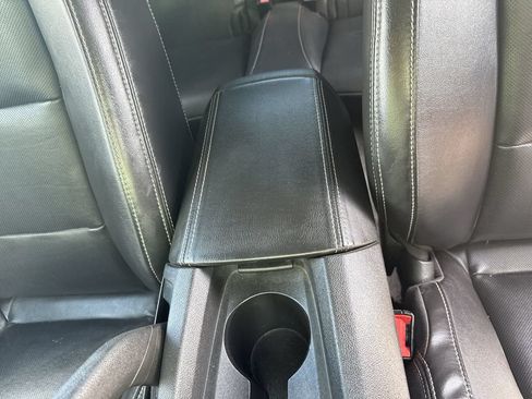 Used 2011 Chevrolet Camaro LT RWD image 19