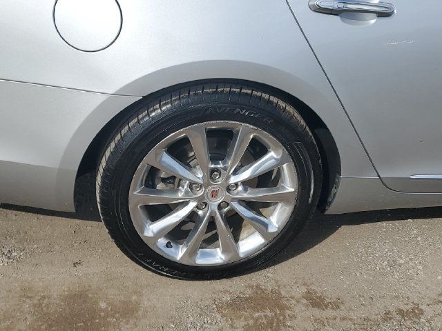 Used 2014 Cadillac XTS Luxury w/ Driver Awareness Package FWD image 5