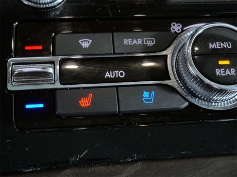 Used 2020 Lincoln Navigator Reserve w/ Luxury Package image 22