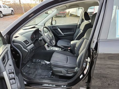 Used 2017 Subaru Forester 2.5i w/ Alloy Wheel Package image 15