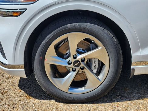 New 2026 Genesis GV70 2.5T Select image 7