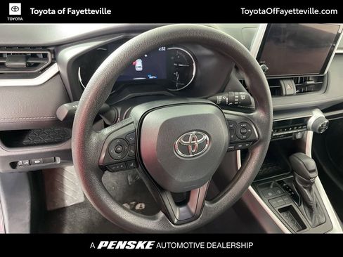 Used 2024 Toyota RAV4 XLE image 26