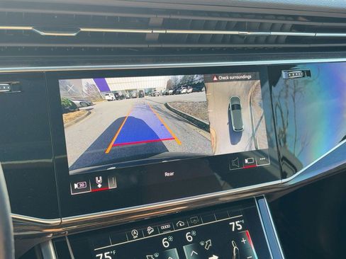 Used 2021 Audi Q7 3.0T Premium Plus w/ Executive Package image 23