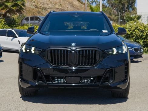 New 2026 BMW X5 xDrive40i w/ Executive Package AWD/4WD image 2