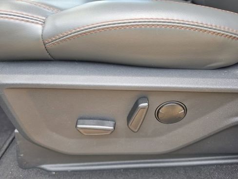 Used 2025 Ford Expedition Max Active RWD image 9