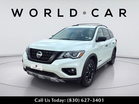 Used 2020 Nissan Pathfinder SL FWD image 10