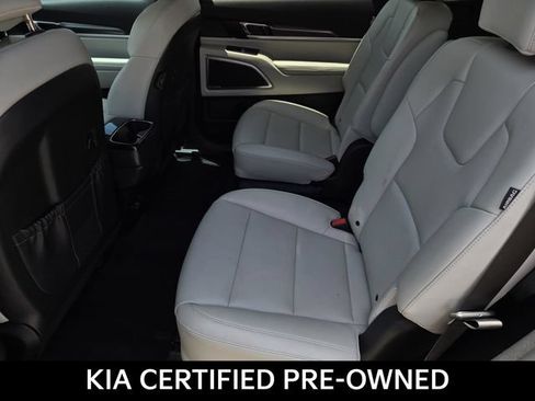 Certified 2024 Kia Telluride S FWD image 11