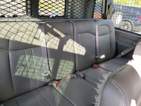 Used 2016 Chevrolet Express 3500 LS RWD image 11