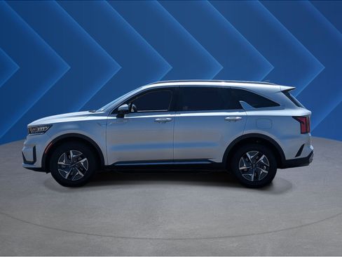 Used 2022 Kia Sorento S FWD image 6