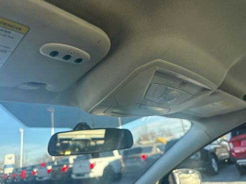 Used 2012 Ford Focus SEL w/ SEL/Titanium Winter Pkg image 38