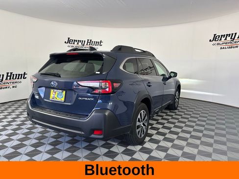 Used 2024 Subaru Outback Premium image 6