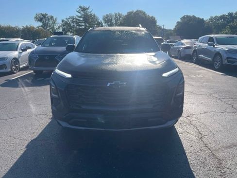 Used 2026 Chevrolet Equinox LT w/ Convenience Package II AWD/4WD image 2